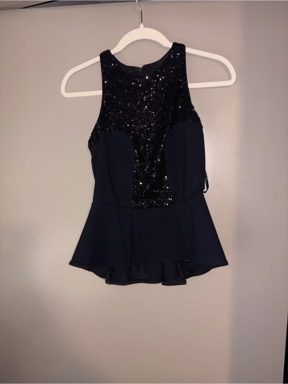 Bebe Black Sequin Peplum Sleeveless Top Size Small